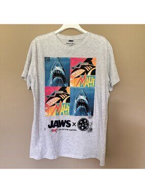 MAUI & SONS x JAWS XL Graphic T-shirt "Go In The Water" Limited Edition Beach
